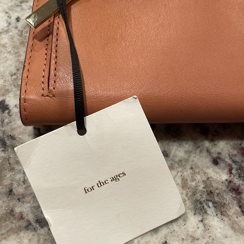 Kate Spade Wallet - Picture 5 of 9